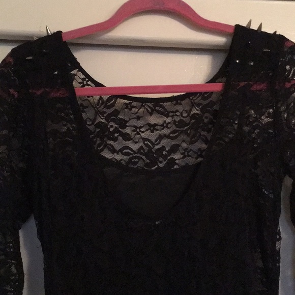 Black lacy dress - Picture 3 of 4